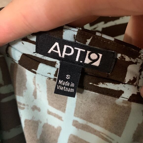 3for$20 blouse small - Picture 4 of 4